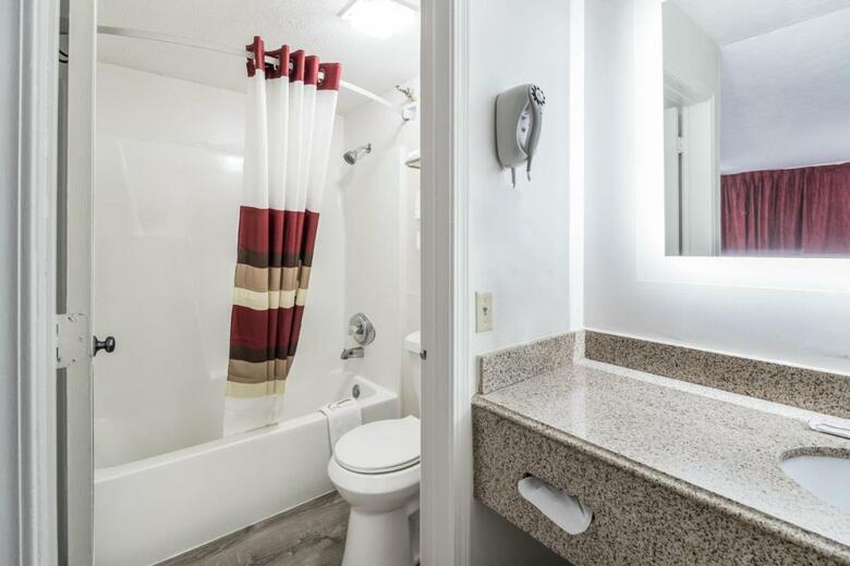 Motel Red Roof Inn Cadiz
