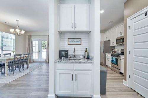 Luxurious Alberta Beach House W/ Historical Detail