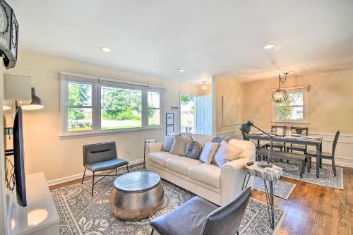 Charming Hampton Home With Yard, 2 Mi To Beach!