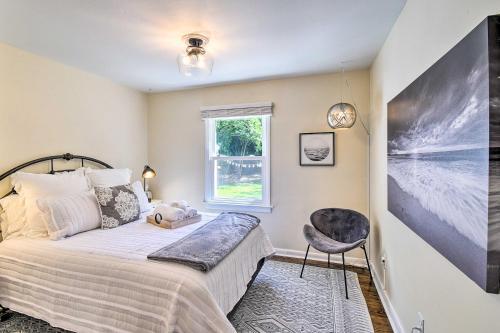 Charming Hampton Home With Yard, 2 Mi To Beach!