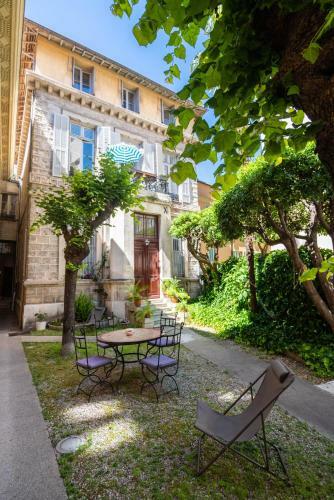 Albergue La Ma�oun Guesthouse
