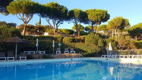 Hotel H�tel Marina Di Santa Giulia