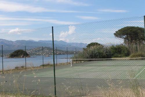 Apartamento T3 Rez de Jardin � Porto Vecchio