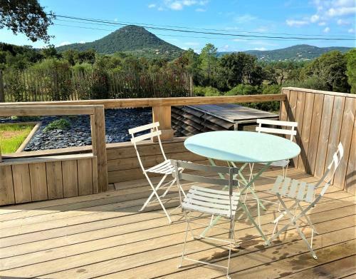 Villa-piscine-climatisation-bbq-proche Plage de Palombaggia
