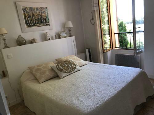 Grand Appartement En Duplex Avec Jardin