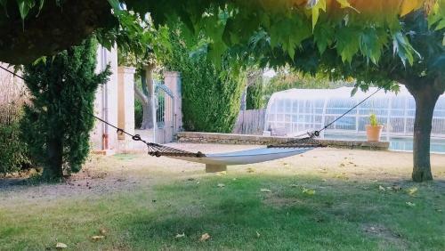 G�te de La Sabli�re Vignoble Aixois Et Piscine