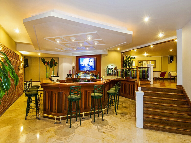 Hotel Almirante Cartagena