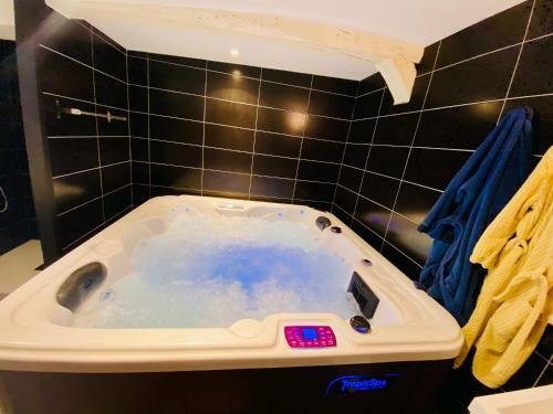 Apartamento Jacuzzi Dans Appartement T2 Centre-ville
