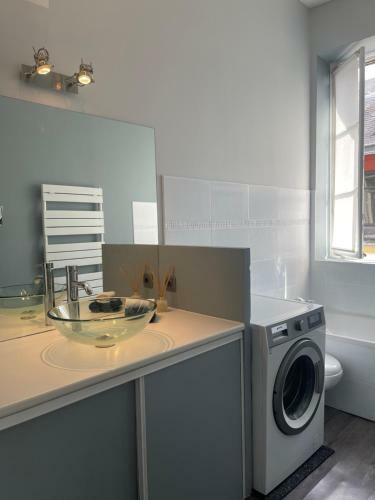 Apartamento Beaux-arts ? 2 Chambres 2 Sdb ? Parking Priv�