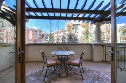 Hotel The Arrabelle At Vail Square A Rockresort