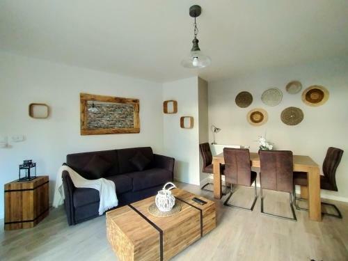 Chic And Spacious Apart With Terrace And Parking
