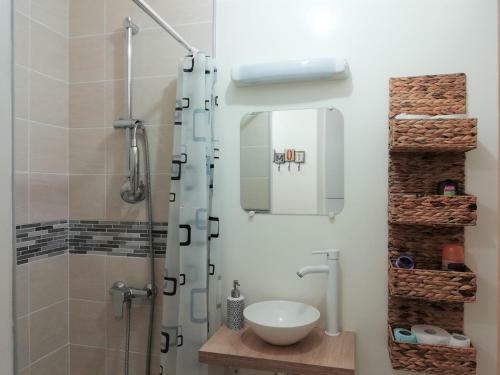 Chic And Spacious Apart With Terrace And Parking