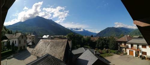 Hostal Le Grand Chatelard H�tel Bar Restaurant