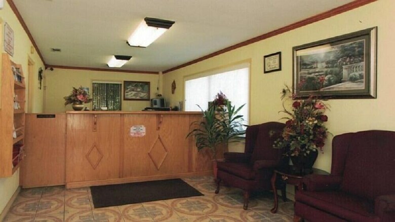 Palace Motel