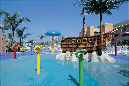 Grand Pacific Palisades Resort & Hotel