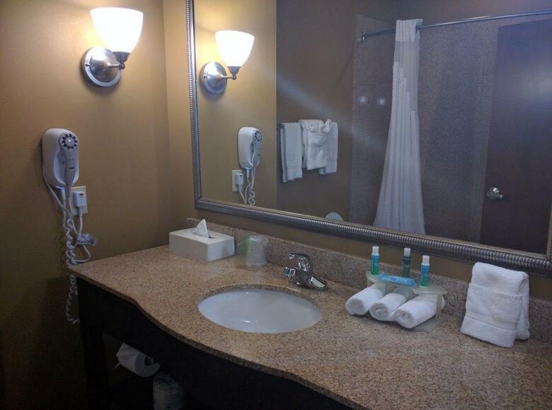 Holiday Inn Express Hotel & Suites Foley