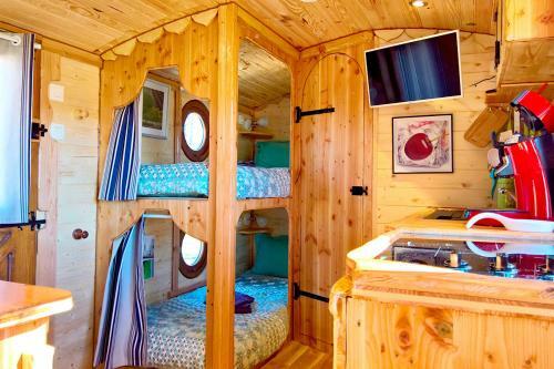 Hostal Roulottes Au Pied Du Vercors