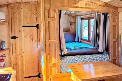 Hostal Roulottes Au Pied Du Vercors