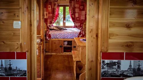 Hostal Roulottes Au Pied Du Vercors