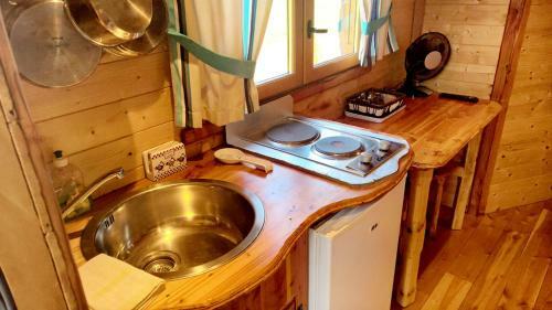 Hostal Roulottes Au Pied Du Vercors