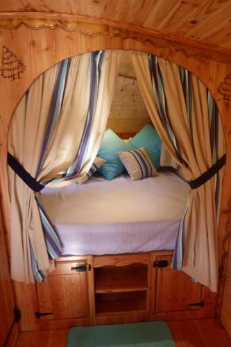 Hostal Roulottes Au Pied Du Vercors