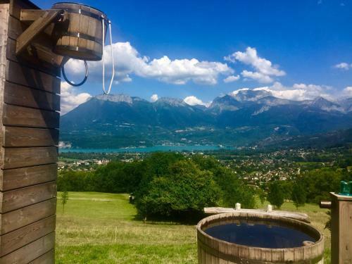 Aux Pr�s Du Lac