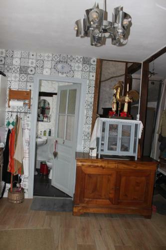 Hostal Avenue Du Ch�teau