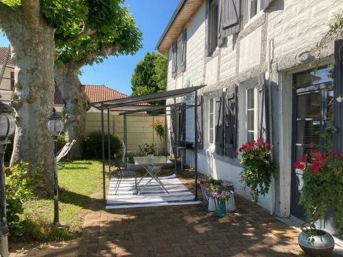 Apartamento G�te Avec Jacuzzi Privatif � Proximit� de L'oc�an