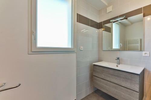 Jolie Maison Pour 6p � 800m De La Plage