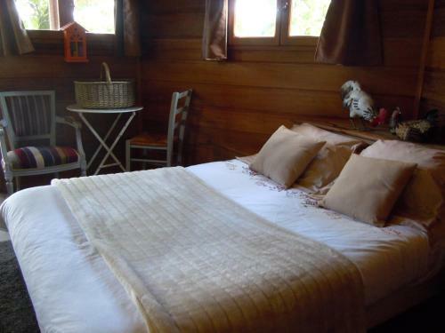 Bed & Breakfast Cabanes Et Chambre � La Bernardiere