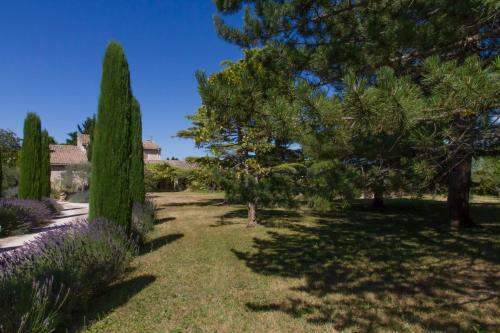 Villa Maison de Campagne Au Charme Proven�al