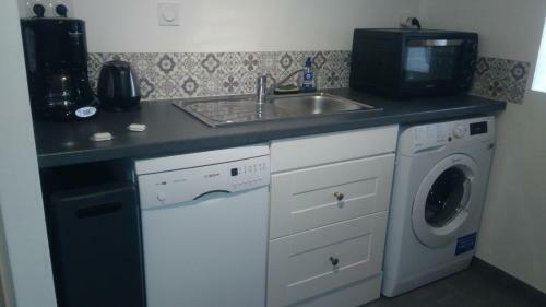 G�te Avec Piscine Et Spa,pr�s De Chantonnay