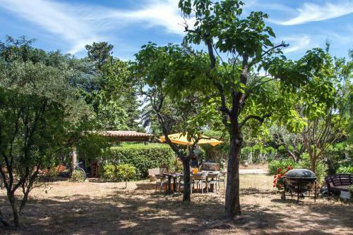 Charmante Petite Maison A L'�ntr�e de Saint Tropez