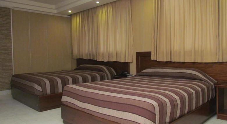Hotel Roma Plaza