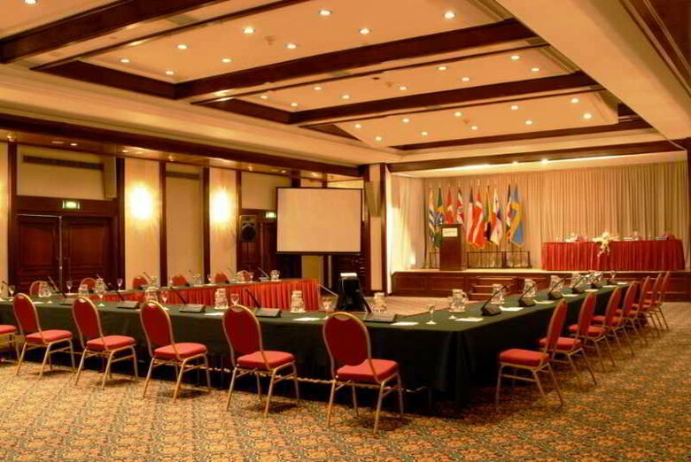 Radisson Montevideo Victoria Plaza Hotel