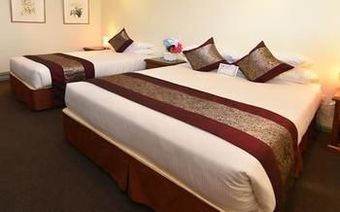 Hotel Best Western Twin Towers Inn