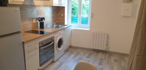 Apartamento Studio Proche A�roport - Zone De Chesnes - Cnpe