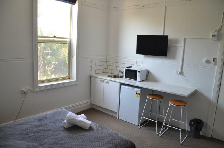 Hostal Manly Guest House