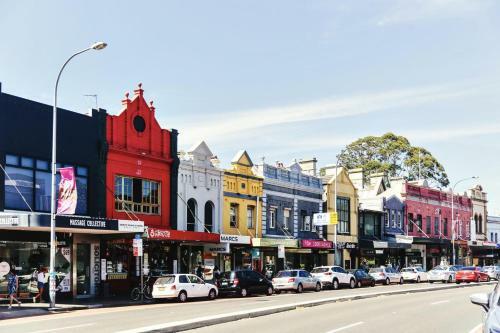 Sydney Inner City Sanctuary- 2 Bedroom Apartment