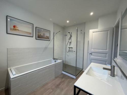Villa Avril, Piscine, Spa, G�te D'exception, 16 Personnes