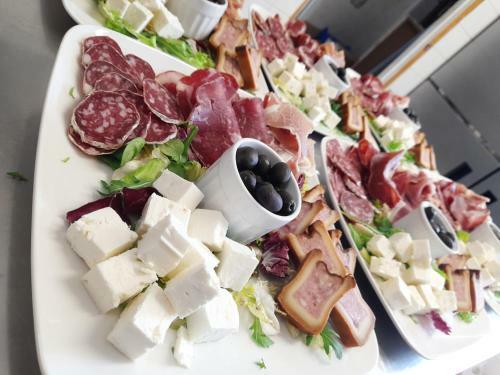 Bed & Breakfast Les Roches Restaurant & Chambre D'hotes