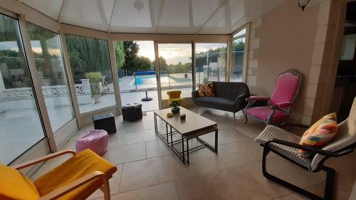 Cap-les Engreffieres - Piscine - Terrasse De R�ve