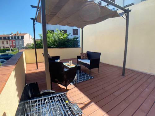 Apartamento Studio Climatis� Et Grande Terrasse Tarbes Centre