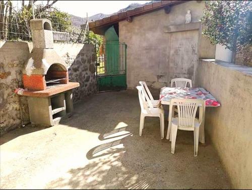 Chez Tatie Guyl�ne