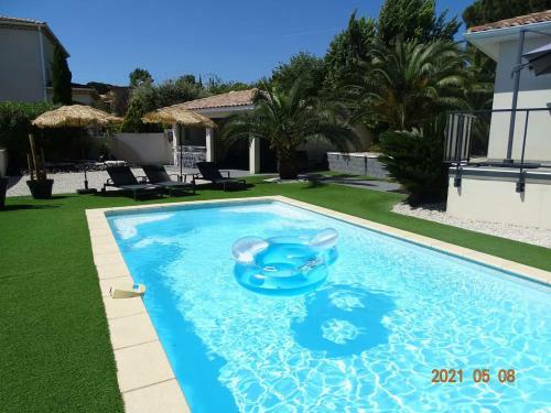Apartamento Proche P�z�nas, Tr�s Bel Appartement, Commerces