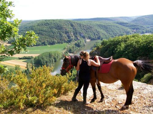 Hostal Paysannerie Des Versanes - Chambres Et G�te