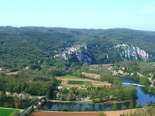 Hostal Paysannerie Des Versanes - Chambres Et G�te