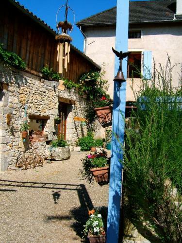 Hostal Paysannerie Des Versanes - Chambres Et G�te