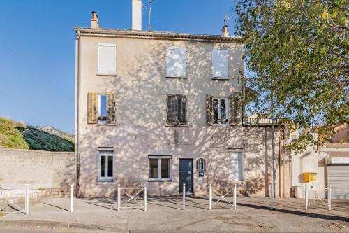 Apartamento Studio Climatis�, Proche Des Commodit�s, Au Calme.