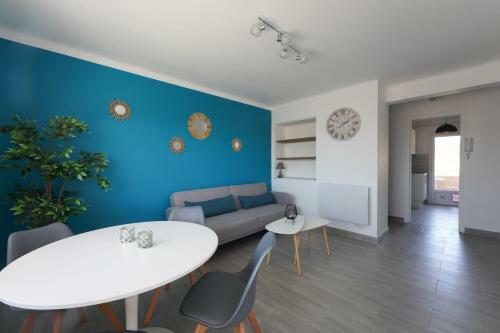 Apartamento T4 Enti�rement R�nov� Proche Plage
